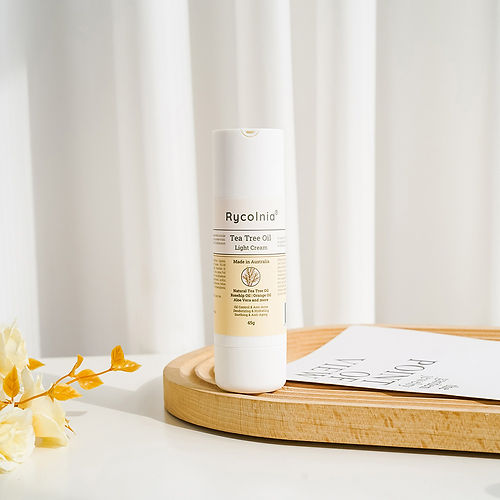 Rycolnia Tea Tree Terpene Alcohol Essence Light Cream 45g